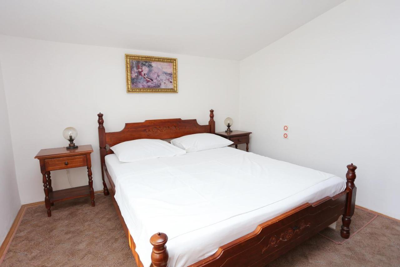 Apartments With A Parking Space Makarska - 9506 المظهر الخارجي الصورة