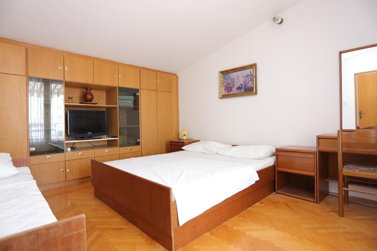 Apartments With A Parking Space Makarska - 9506 المظهر الخارجي الصورة
